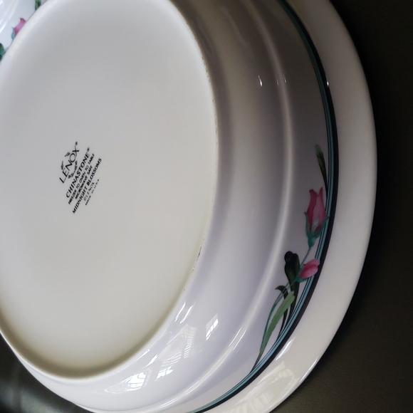 Lenox Chinastone Midnight Blossoms 9" Vegetable Bowls - Picture 10 of 10
